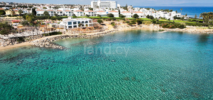 Kommersiell tomt till salu i Protaras