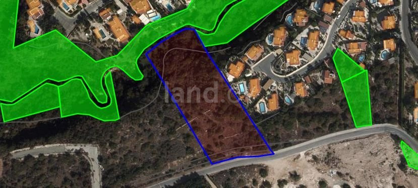 Жилой участок на продажу в Пафос