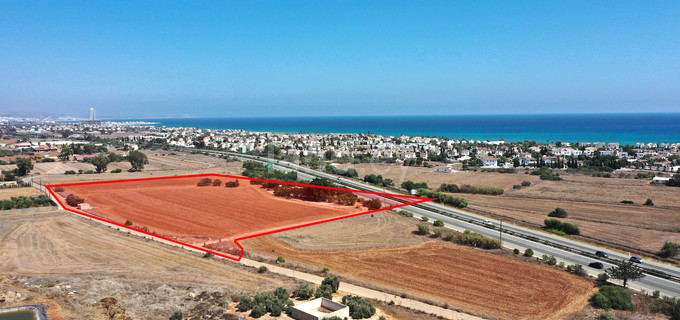 Agricultural field for sale in Ayia Thekla