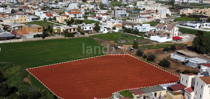 Жилое поле на продажу в Паралимни