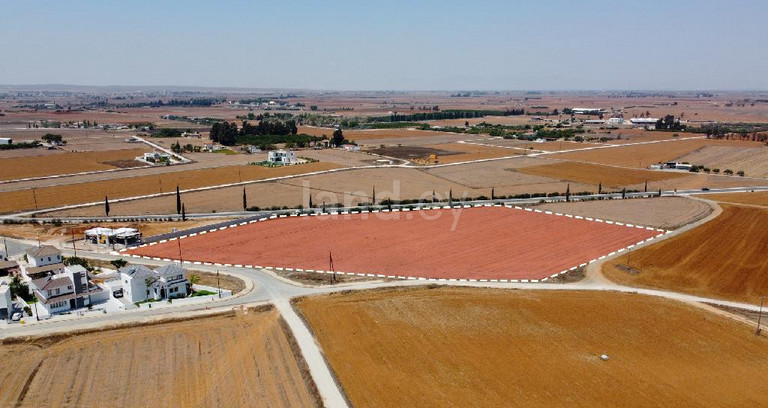 Wohngebiet in Larnaca zu verkaufen