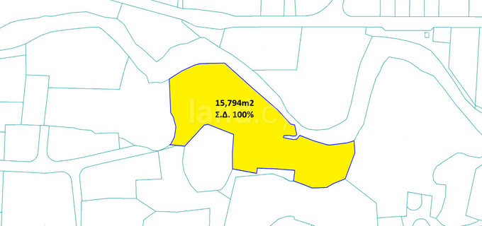 Campo industrial a la venta en Nicosia