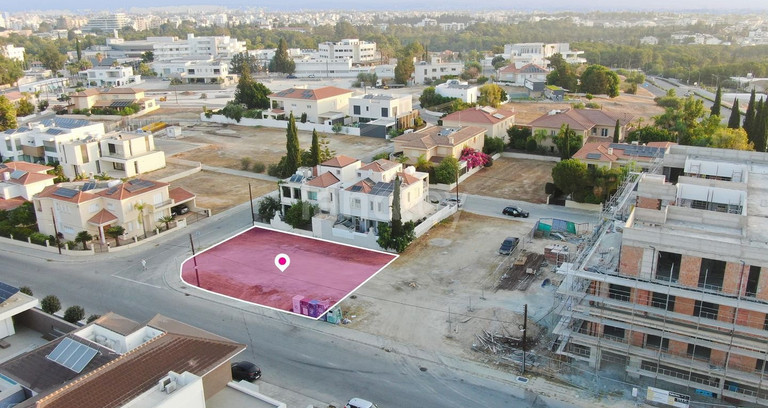 Grundstück in Nicosia zu verkaufen
