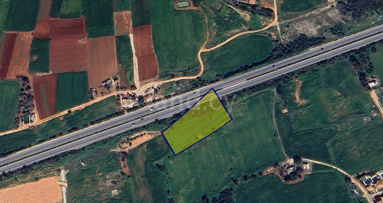 Touristic plot for sale in Sotira