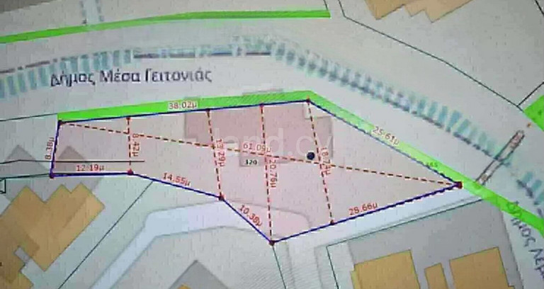 Жилой участок на продажу в Лимассол