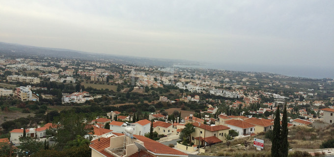 Жилой участок на продажу в Пафос