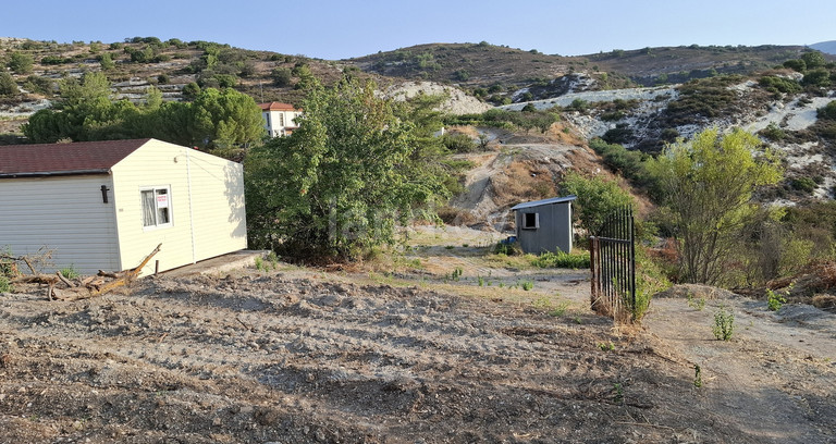 Landwirtschaftliches Baugebiet in Limassol zu verkaufen