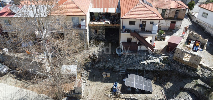 Жилой участок на продажу в Лимассол