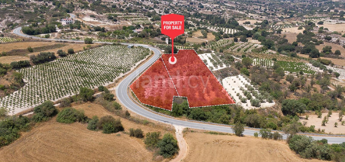 Campo agrícola a la venta en Paphos