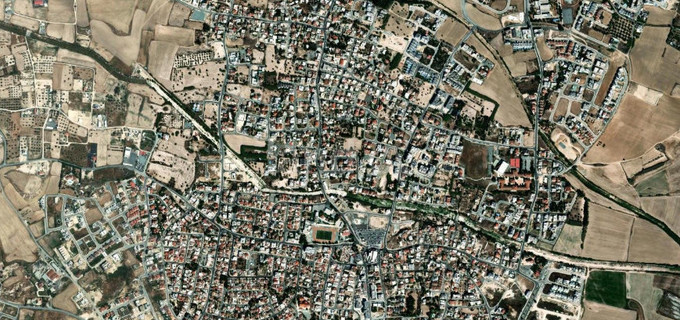 Fält avsett för boende till salu i Larnaca