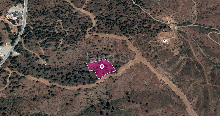 Campo a la venta en Nicosia