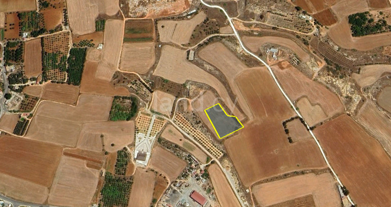 Pole rolne na sprzedaż w Frenaros