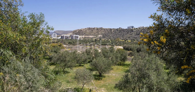 Terrain résidentiel à vendre à Limassol