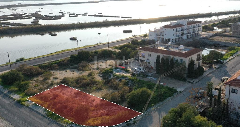 Οικιστικό οικόπεδο προς πώληση - Παραλίμνι