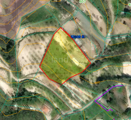 Fält avsett för boende till salu i Limassol