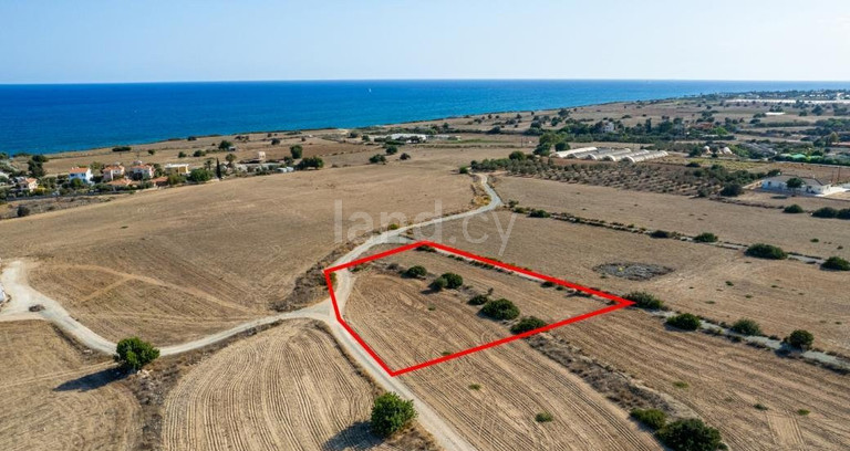 Touristic plot for sale in Larnaca