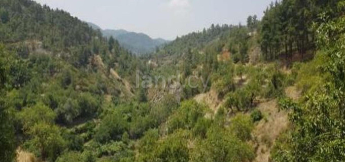 Landwirtschaftliches Baugebiet in Limassol zu verkaufen