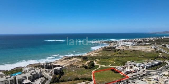 Fält avsett för turism till salu i Paphos