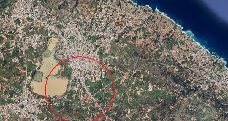 Residential plot for sale in Paralimni