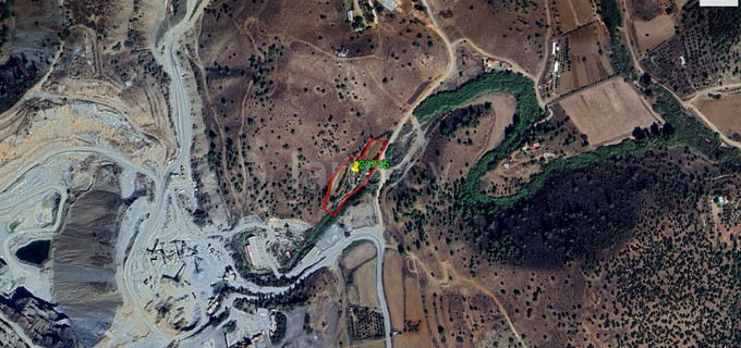 Jordbruksfält till salu i Larnaca