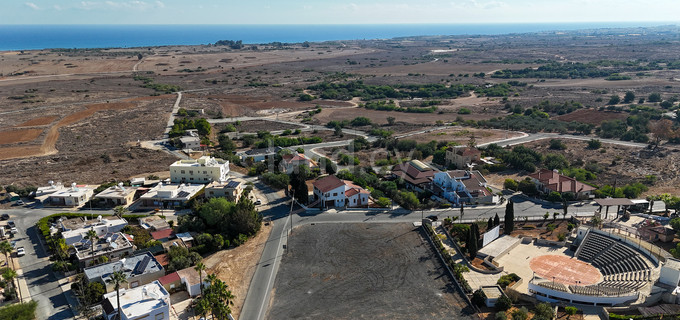 Plot for sale in Deryneia