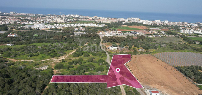 Campo turístico a la venta en Protaras