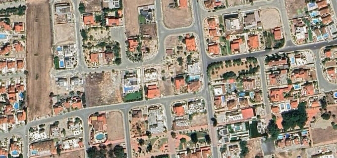 Tomt avsedd för boende till salu i Larnaca