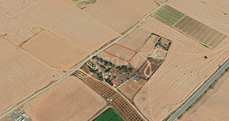 Landwirtschaftliches Baugebiet in Larnaca zu verkaufen