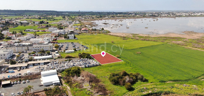 Οικιστικό αγροτεμάχιο προς πώληση - Παραλίμνι