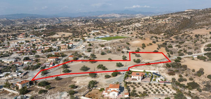 Жилое поле на продажу в Ларнака