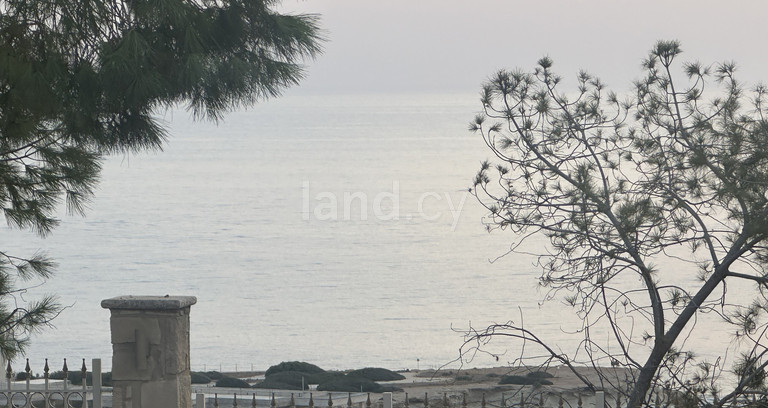 Tomt avsedd för boende till salu i Paphos