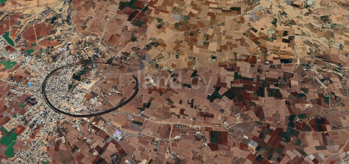 Jordbruksfält till salu i Avgorou