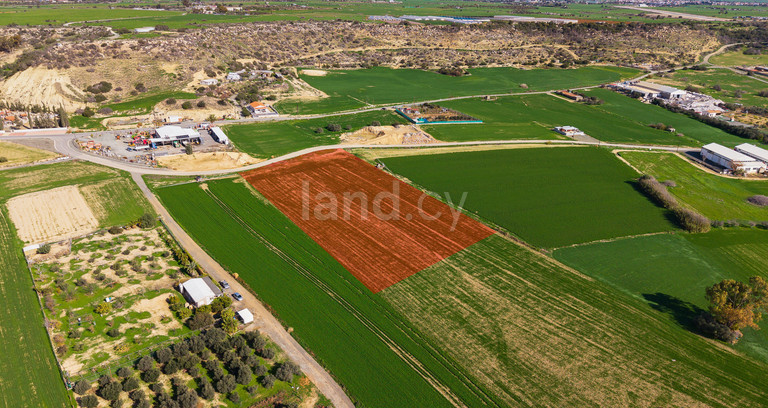 Жилое поле на продажу в Ларнака