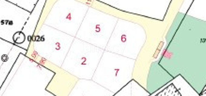 Tomt avsedd för boende till salu i Avgorou