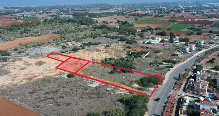 Touristic plot for sale in Ayia Thekla