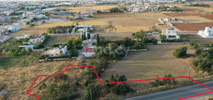 Kommersiell tomt till salu i Paralimni