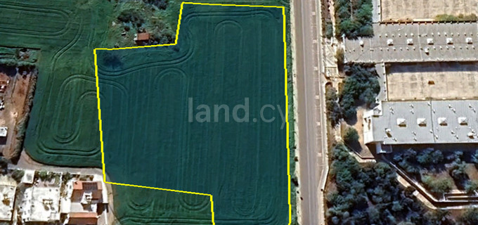 Tomt avsedd för boende till salu i Deryneia