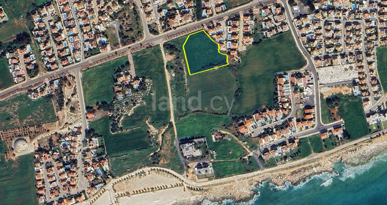 Touristic plot for sale in Ayia Thekla