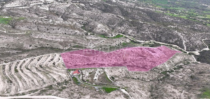 Сельскохозяйственное поле на продажу в Ларнака