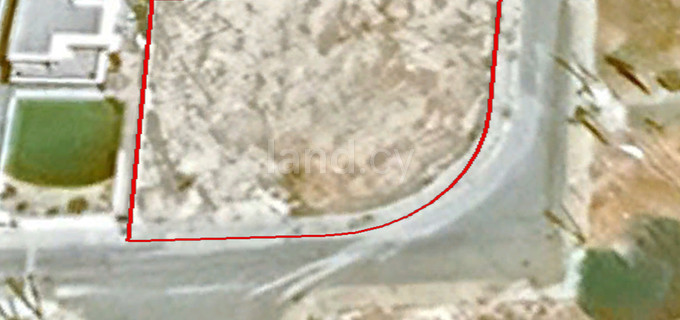 Жилой участок на продажу в Лимассол