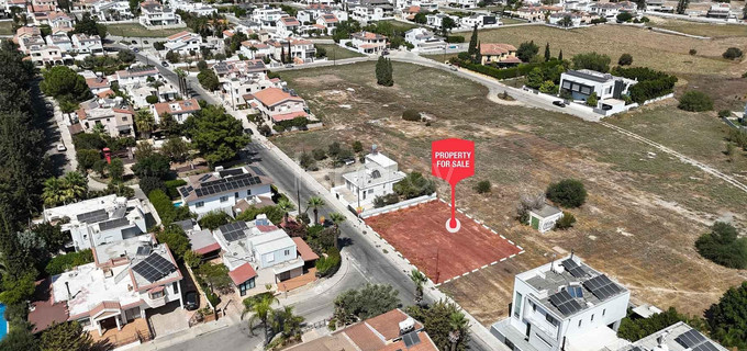 Tomt avsedd för boende till salu i Nicosia