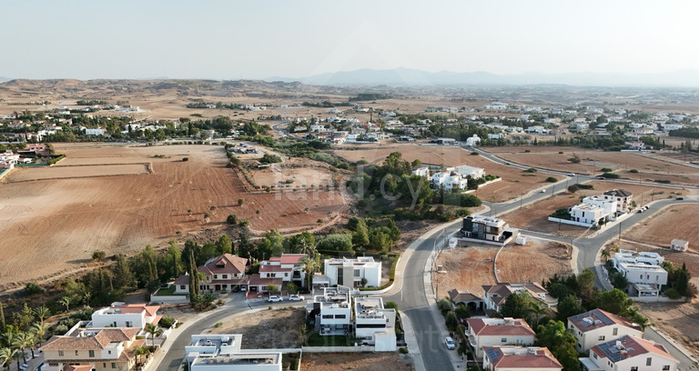 Οικιστικό οικόπεδο προς πώληση - Λευκωσία