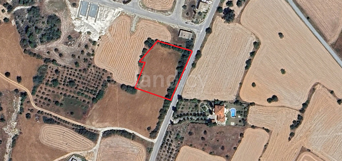 Wohnbaugrundstück in Larnaca zu verkaufen