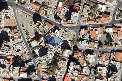 Tomt avsedd för boende till salu i Larnaca