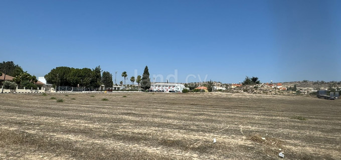 Fält avsett för boende till salu i Larnaca