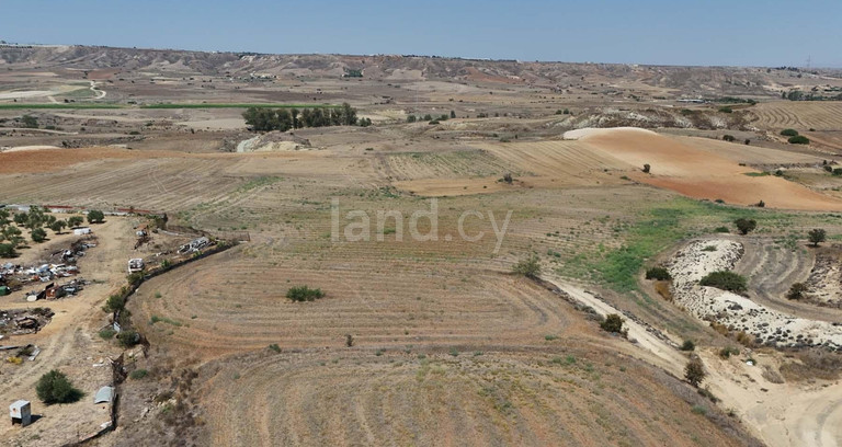 Αγροτικό αγροτεμάχιο προς πώληση - Λευκωσία