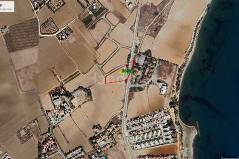 Touristic plot for sale in Larnaca