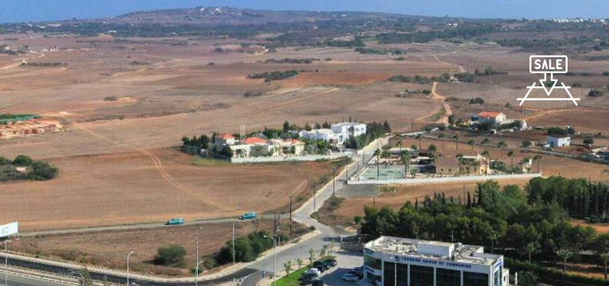 Landwirtschaftliches Baugebiet in Paralimni zu verkaufen