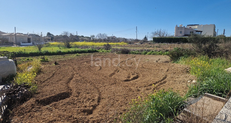 Residential plot for sale in Paphos