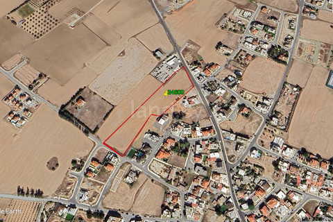 Residential plot for sale in Larnaca